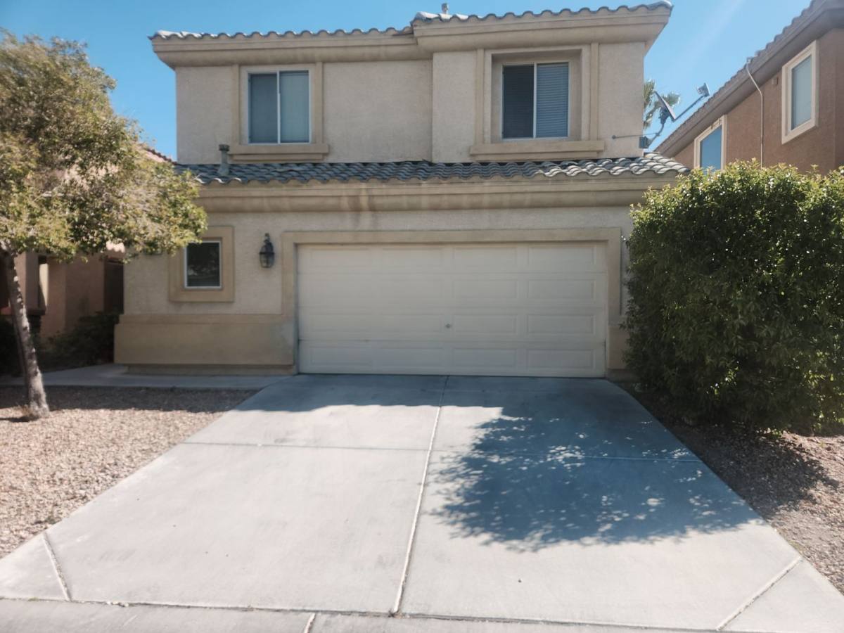 House for rent at 502 Foster Springs Rd, Las Vegas, NV 89148