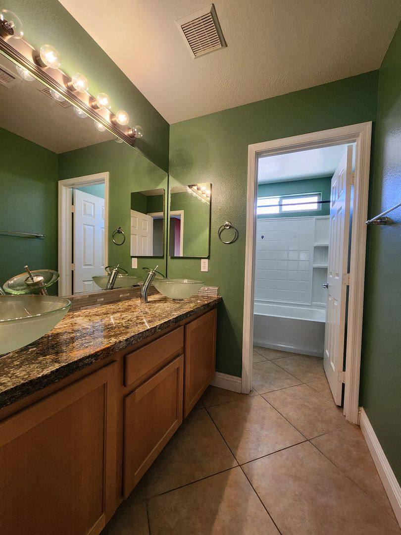 House for rent at 502 Foster Springs Rd, Las Vegas, NV 89148