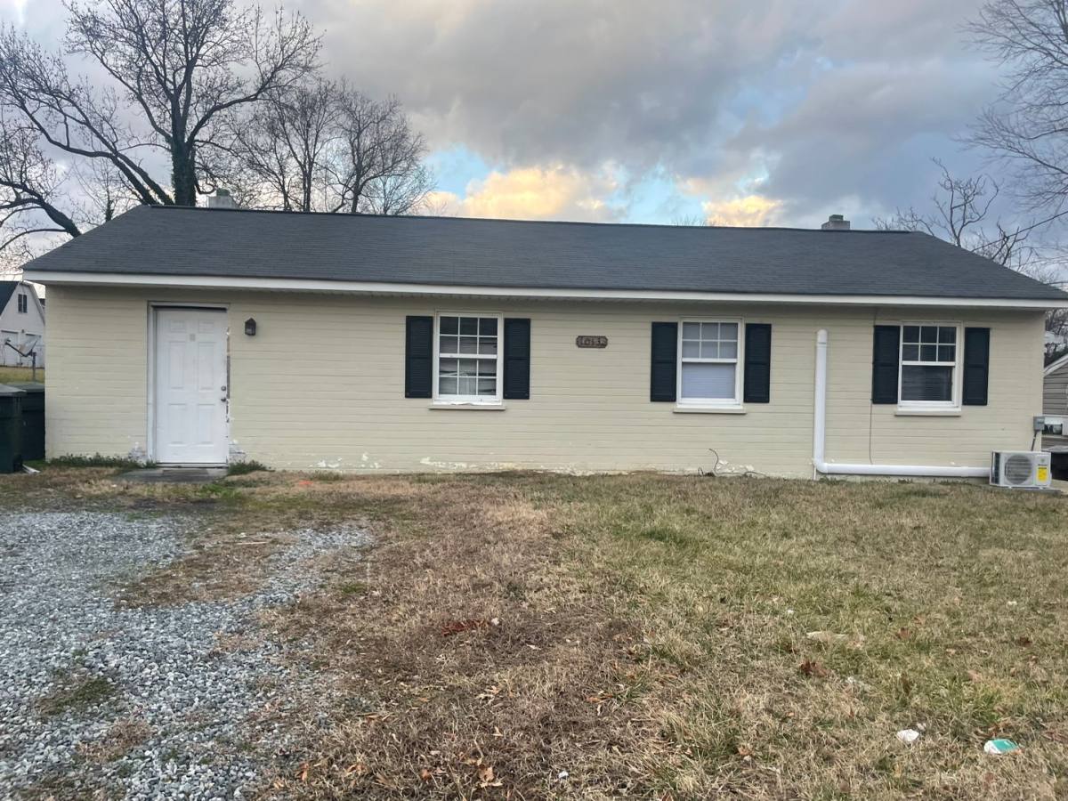 House for rent at 1013 B Tuscaloosa St, Greensboro, NC 27406