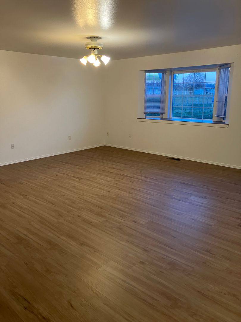 Apartment for rent at 903 White Birch, Ellensburg, WA 98926