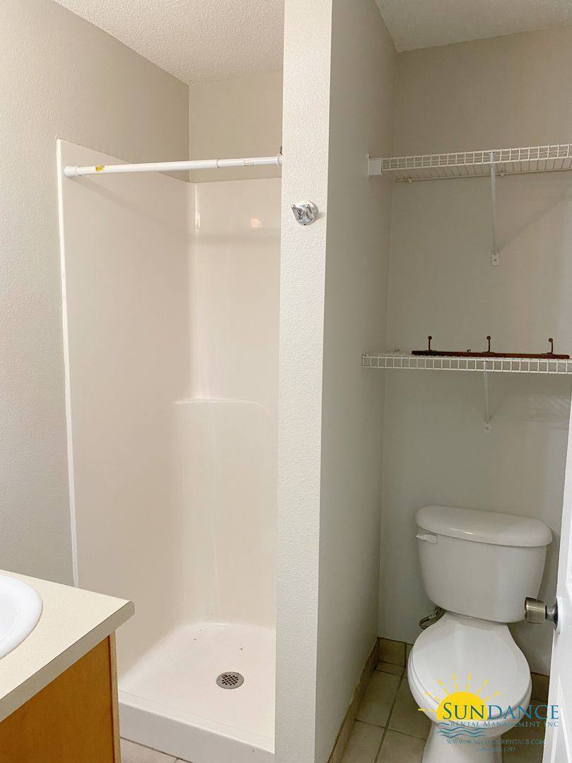 House for rent at 2189 Jeannie St, Navarre, FL 32566