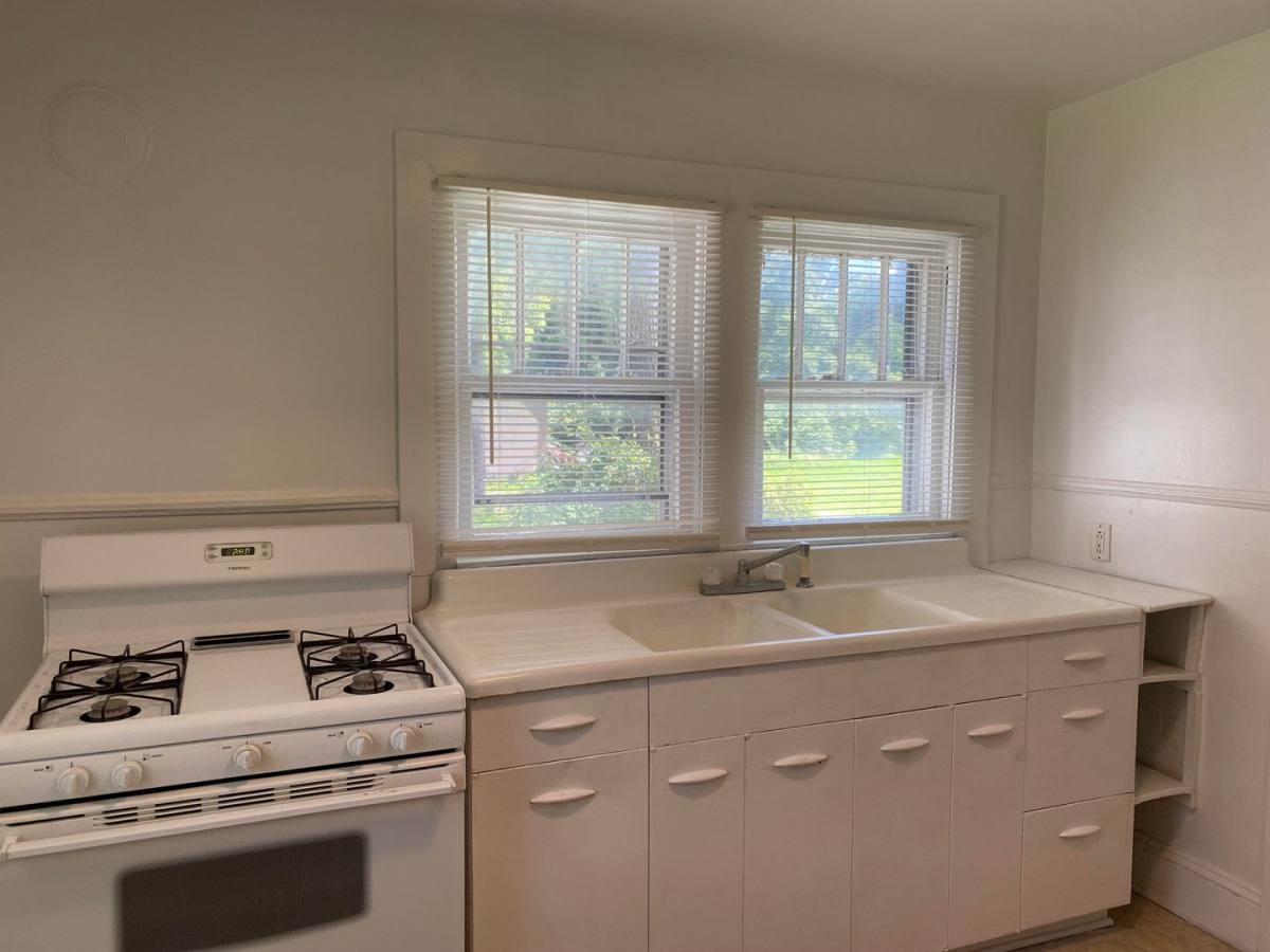 House for rent at 1317 Highland Dr, Washington, NC 27889