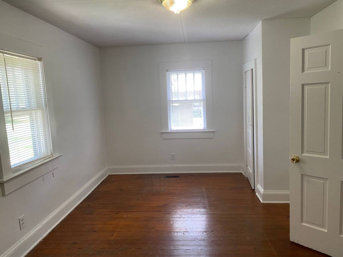 House for rent at 1317 Highland Dr, Washington, NC 27889