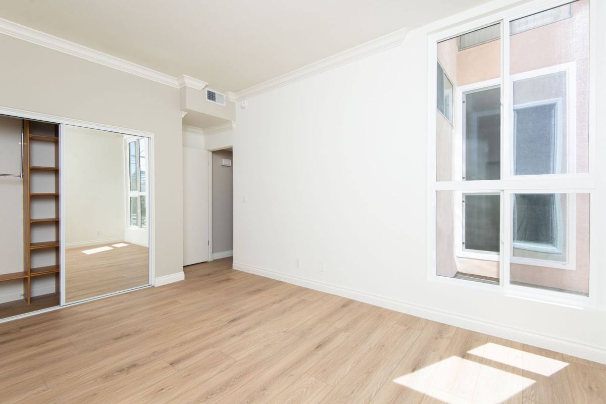 Apartment for rent at 11757 Kiowa Ave, Los Angeles, CA 90049