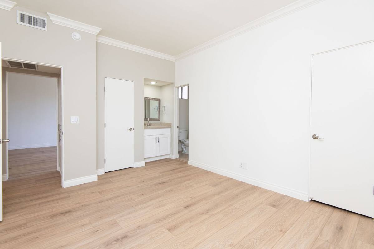 Apartment for rent at 11757 Kiowa Ave, Los Angeles, CA 90049