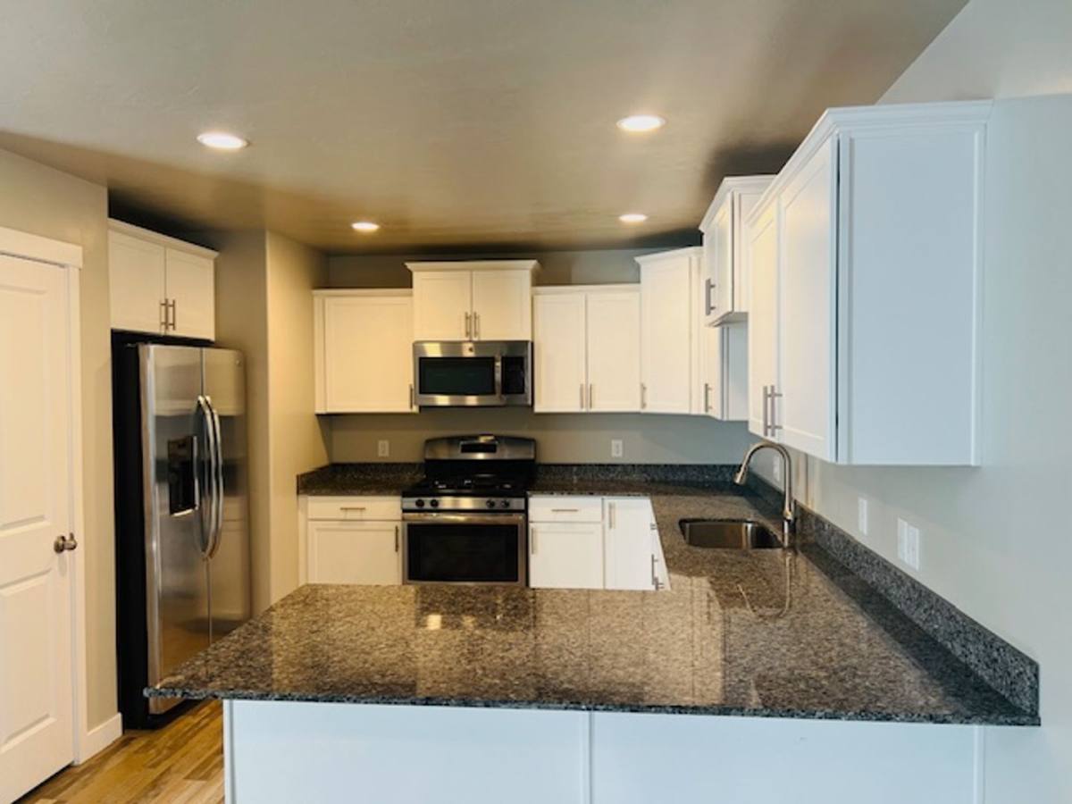 Townhouse for rent at 505 W Fox Chase Dr, Draper, UT 84020