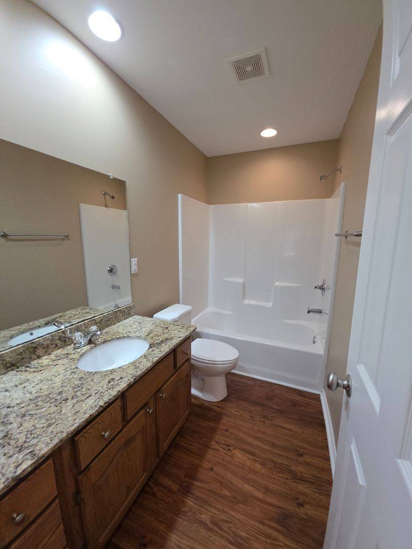 Apartment for rent at 808 S Knoxville Ave, Russellville, AR 72801