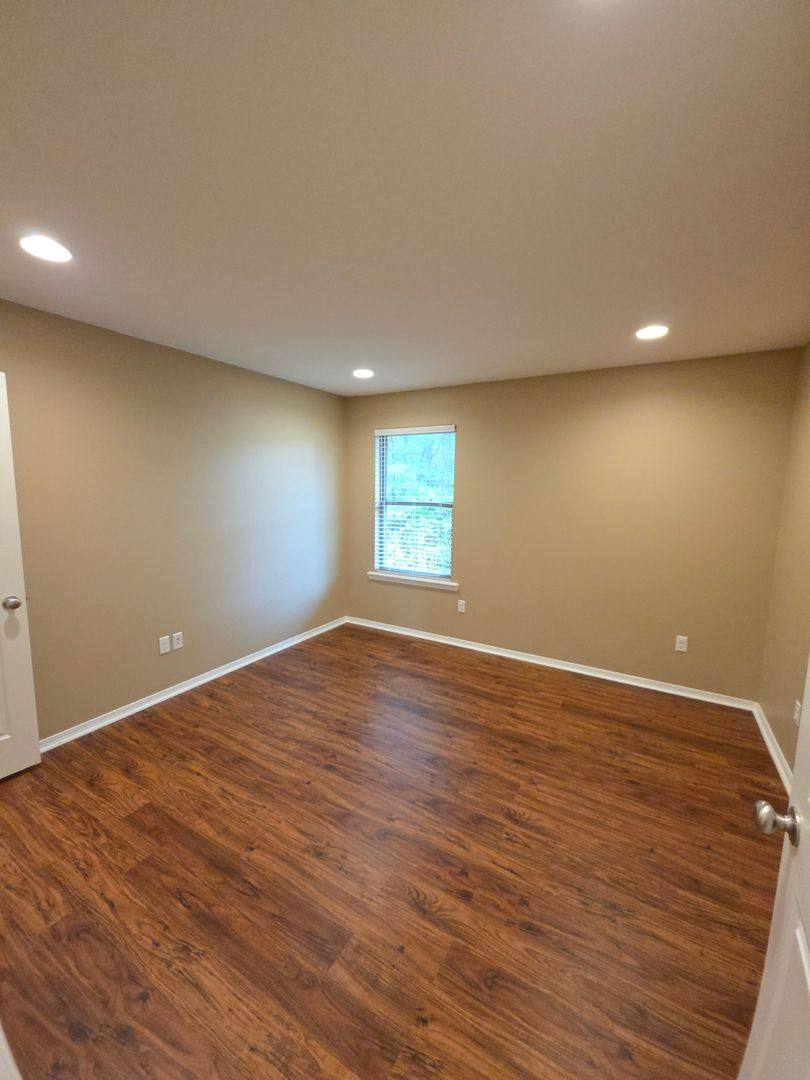 Apartment for rent at 808 S Knoxville Ave, Russellville, AR 72801