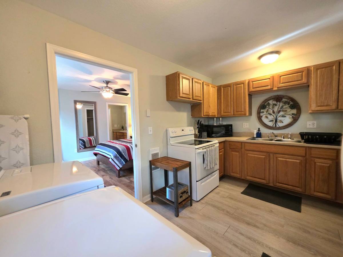 House for rent at 1234 Pine St, Pueblo, CO 81004