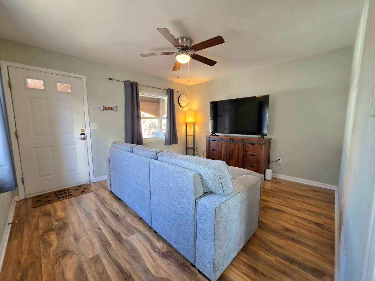 House for rent at 1234 Pine St, Pueblo, CO 81004