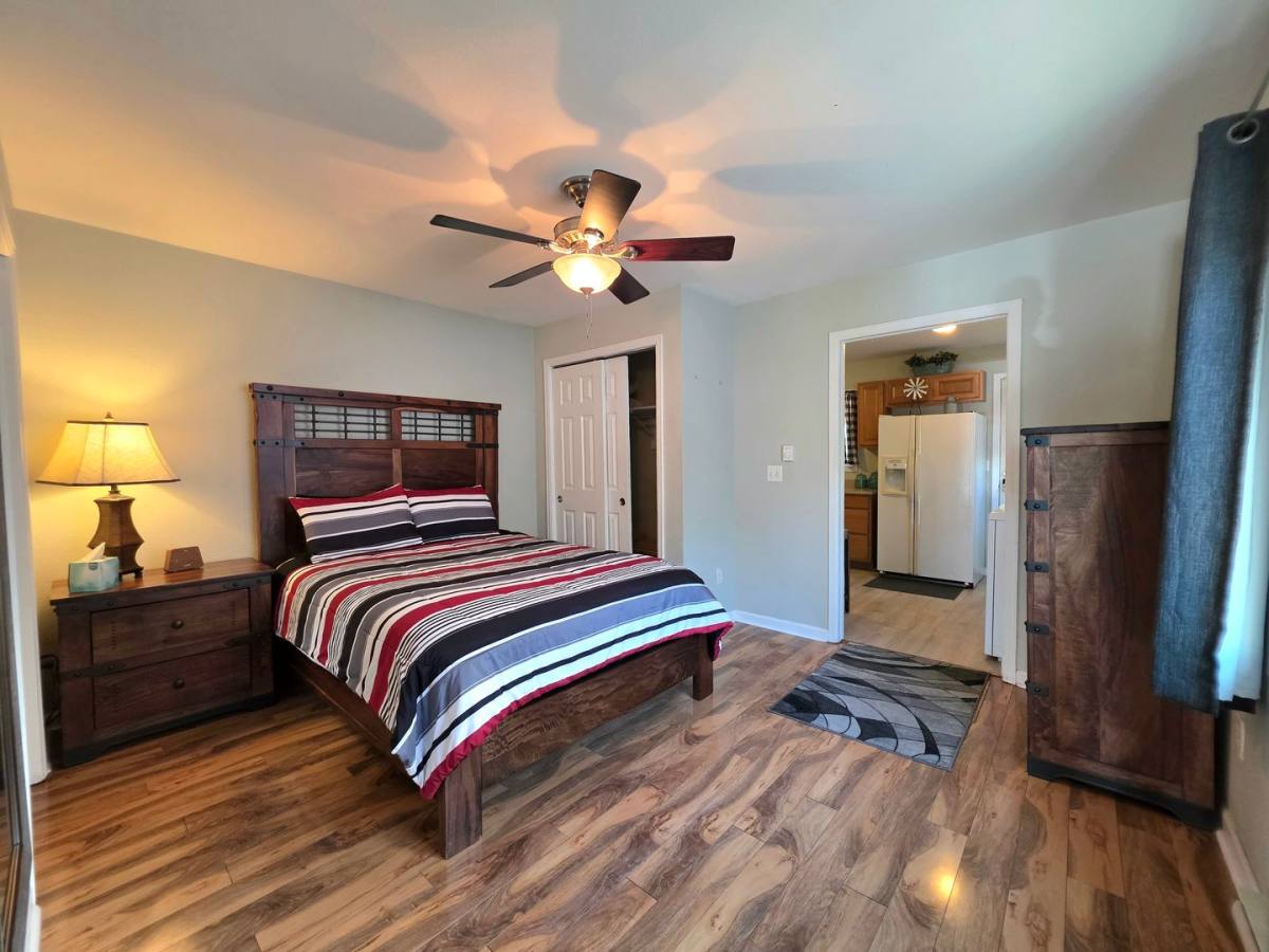 House for rent at 1234 Pine St, Pueblo, CO 81004