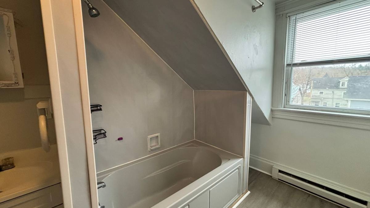 Apartment for rent at 46 Walnut St, Palmer, MA 01069