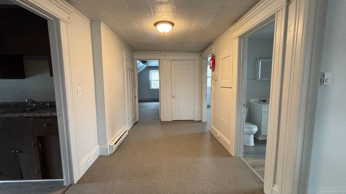 Apartment for rent at 46 Walnut St, Palmer, MA 01069