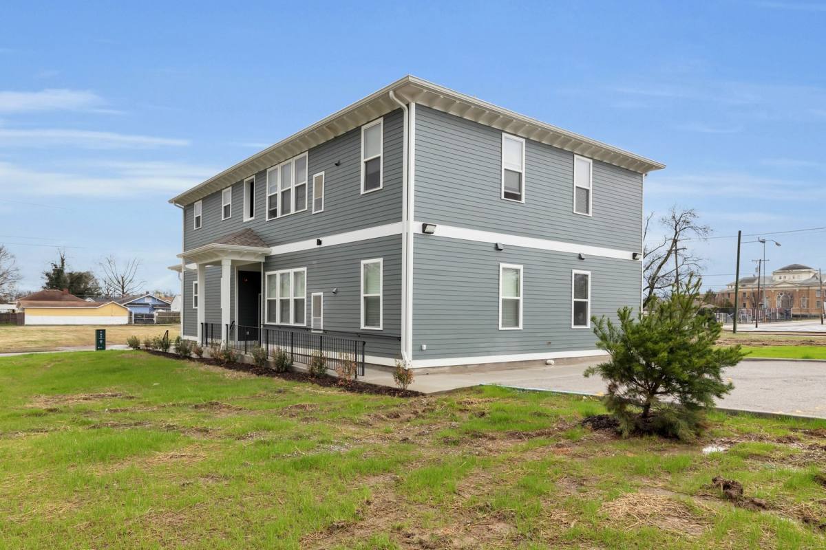 Apartment for rent at 2105 Union Ave, Chattanooga, TN 37404