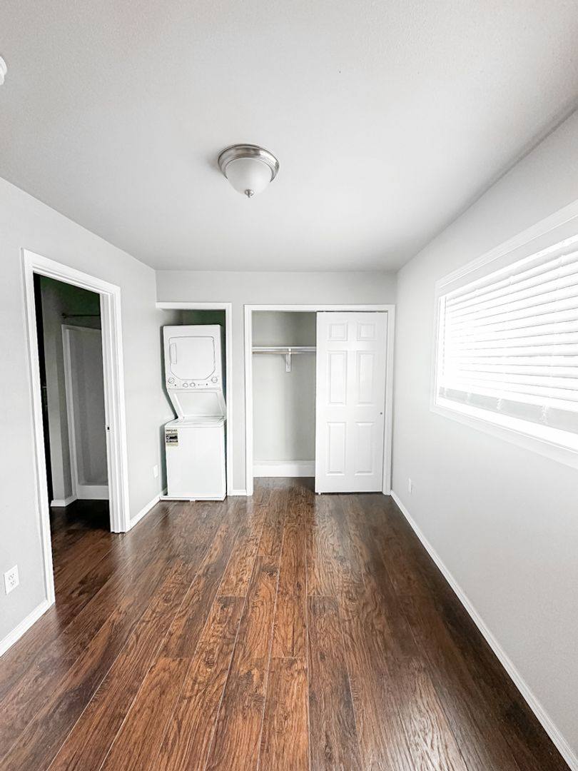 Apartment for rent at 2007 Carleton Way NE, Salem, OR 97301