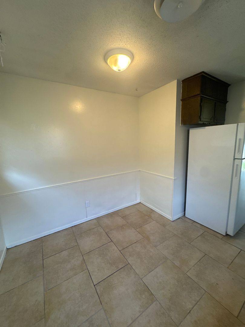 Apartment for rent at 3014 3016 S, Fort Smith, AR 72903