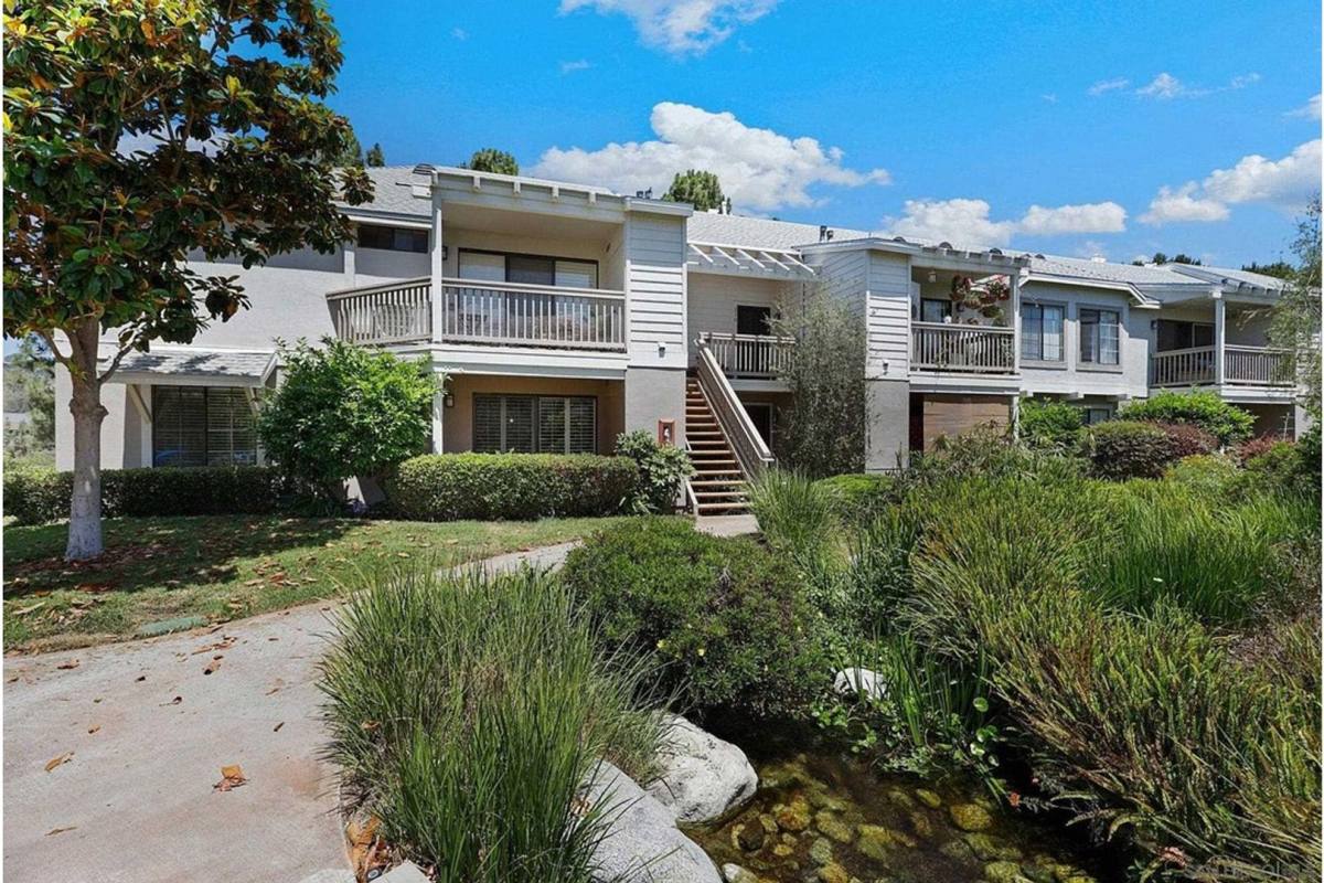 Condo for rent at 12291 Carmel Vista Rd #111, San Diego, CA 92130