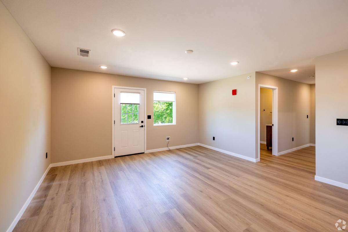 Townhouse for rent at 1800 Indian Hills, Sioux City, IA 51104
