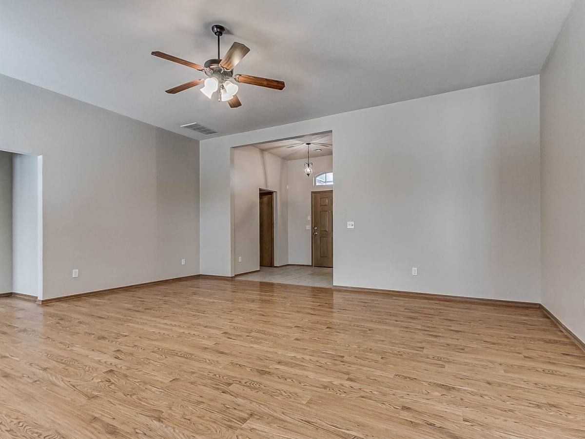 House for rent at 2224 NW 157th Terrace, Edmond, OK 73013