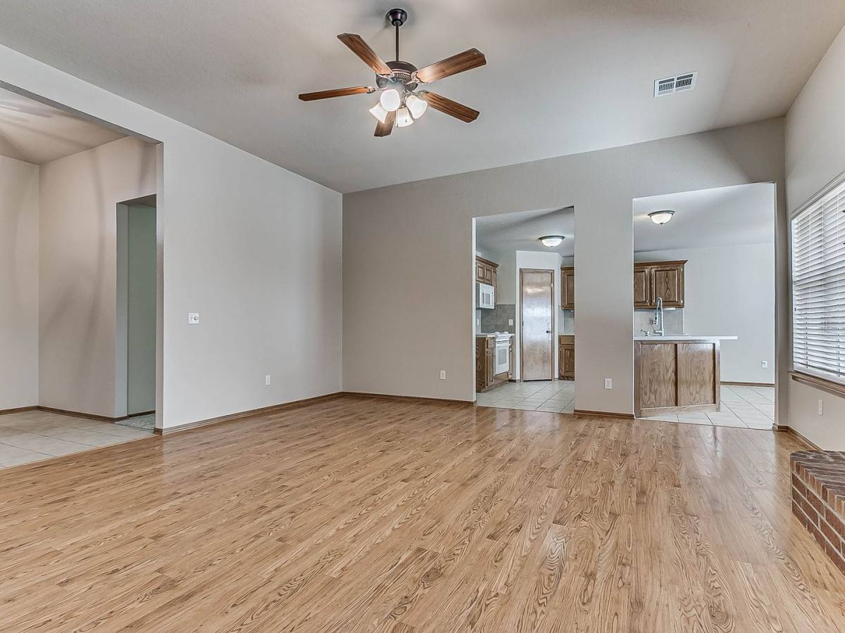 House for rent at 2224 NW 157th Terrace, Edmond, OK 73013