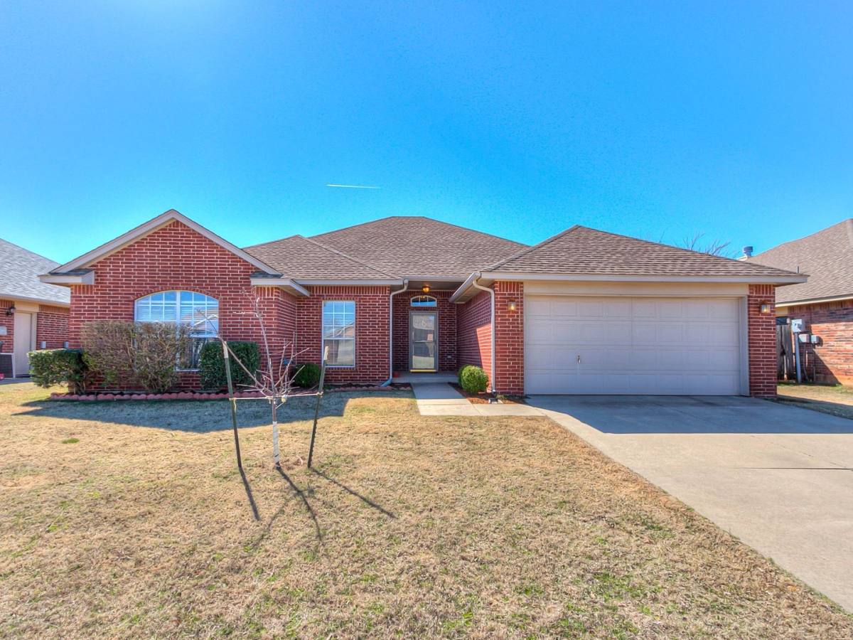 House for rent at 2224 NW 157th Terrace, Edmond, OK 73013