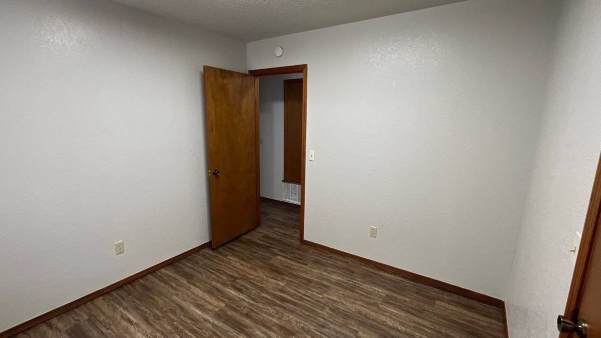 House for rent at 1501 SE 52nd St, Oklahoma City, OK 73129