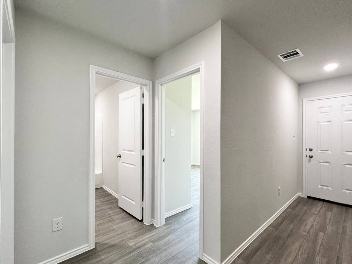 House for rent at 544 Quail Meadows Dr, Cleburne, TX 76031