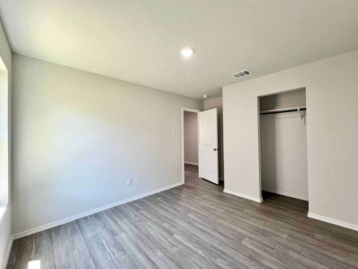 House for rent at 544 Quail Meadows Dr, Cleburne, TX 76031