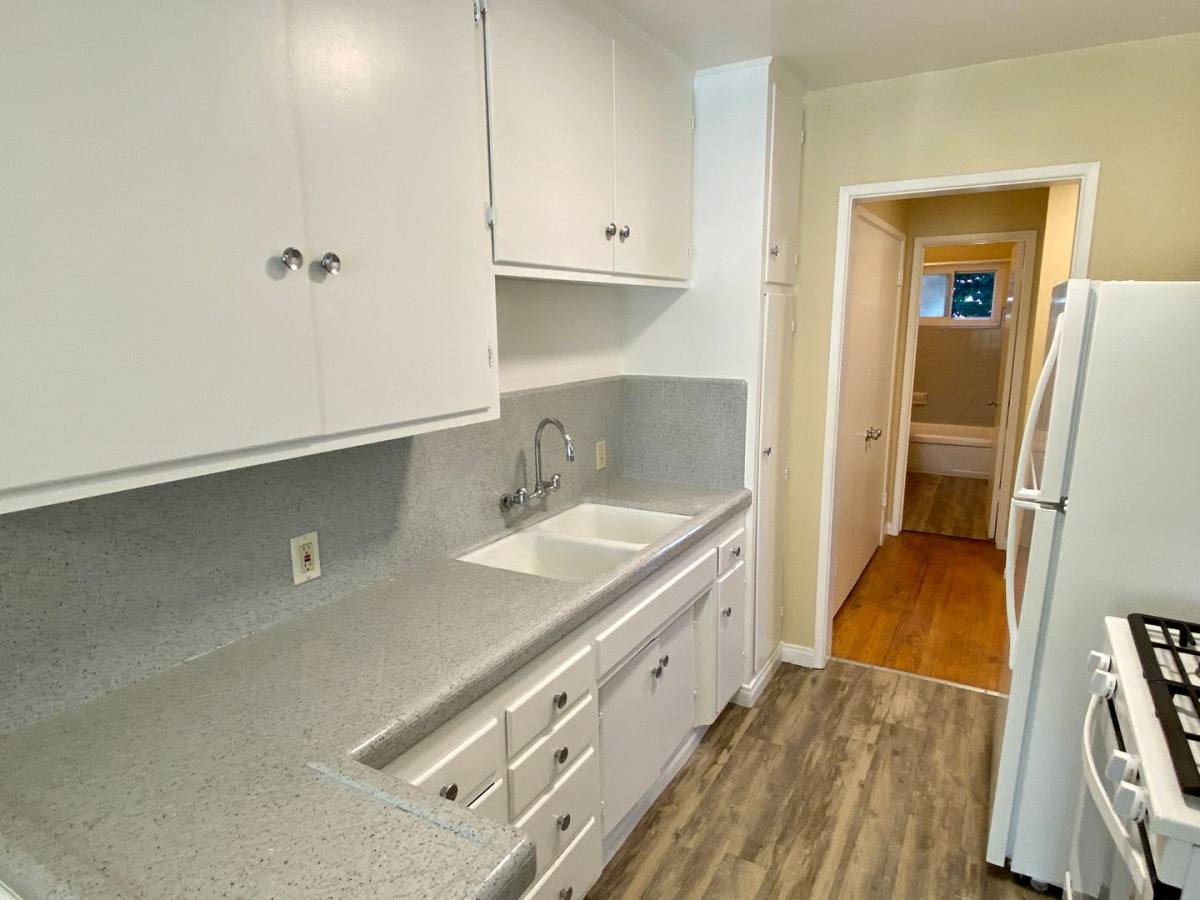 Apartment for rent at 110 W Renette Ave, El Cajon, CA 92020