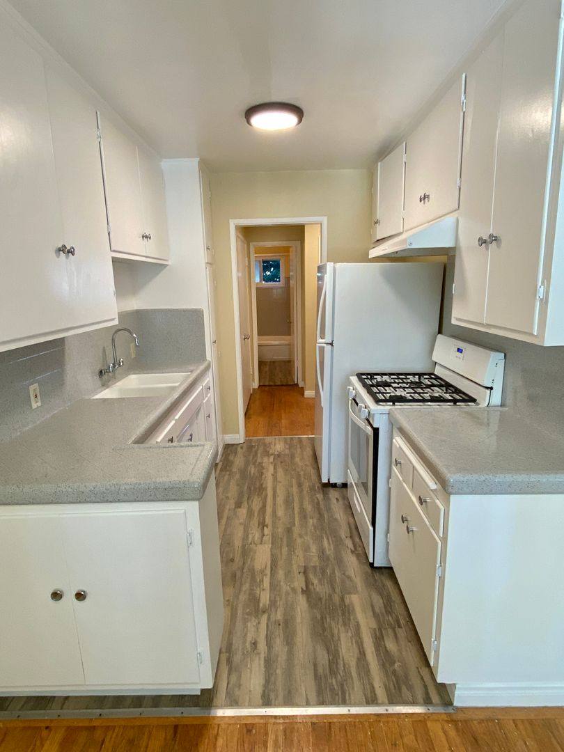 Apartment for rent at 110 W Renette Ave, El Cajon, CA 92020