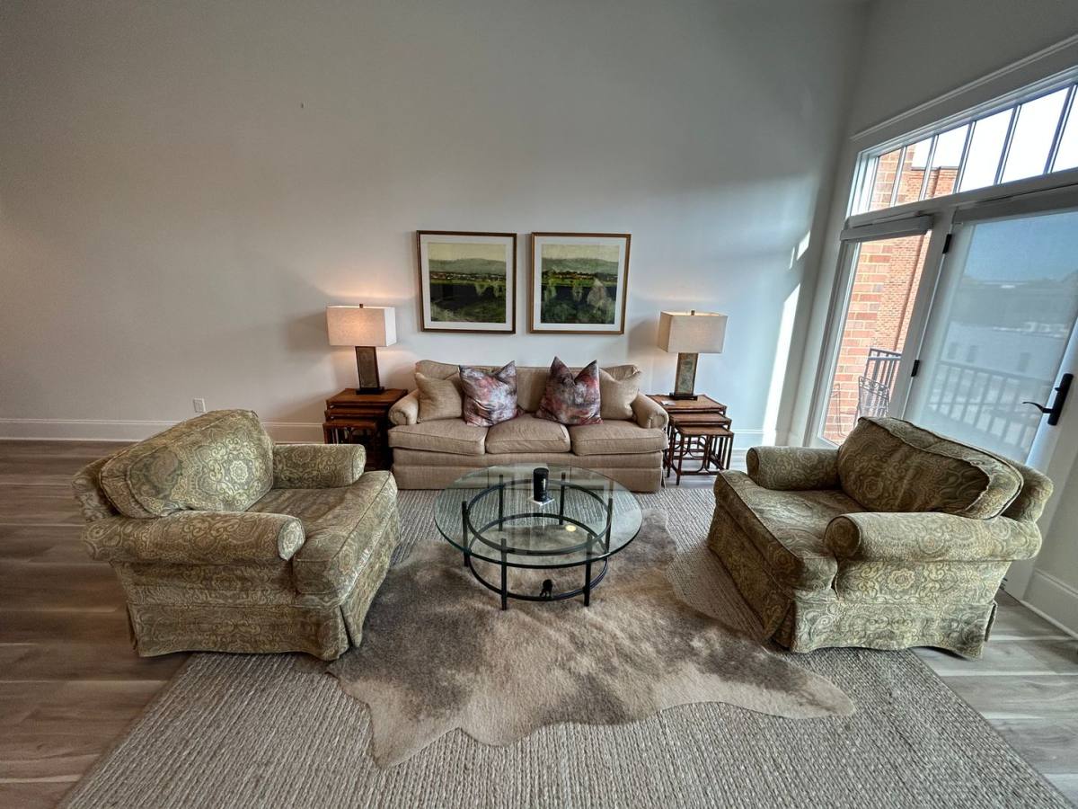 Apartment for rent at 1 E 3rd Ave, Rome, GA 30161