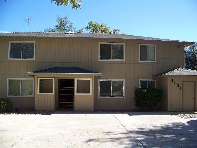 Apartment for rent at 1631 Bramble Place, Redding, CA 96002