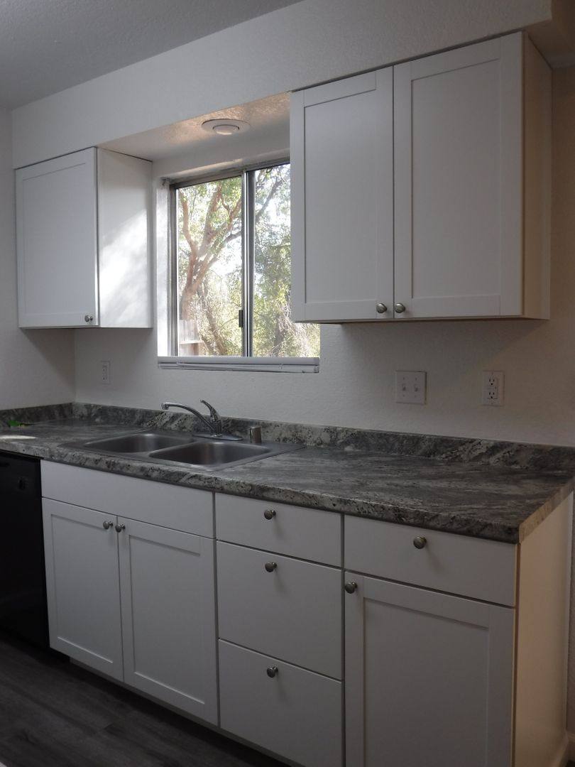 Apartment for rent at 1631 Bramble Place, Redding, CA 96002