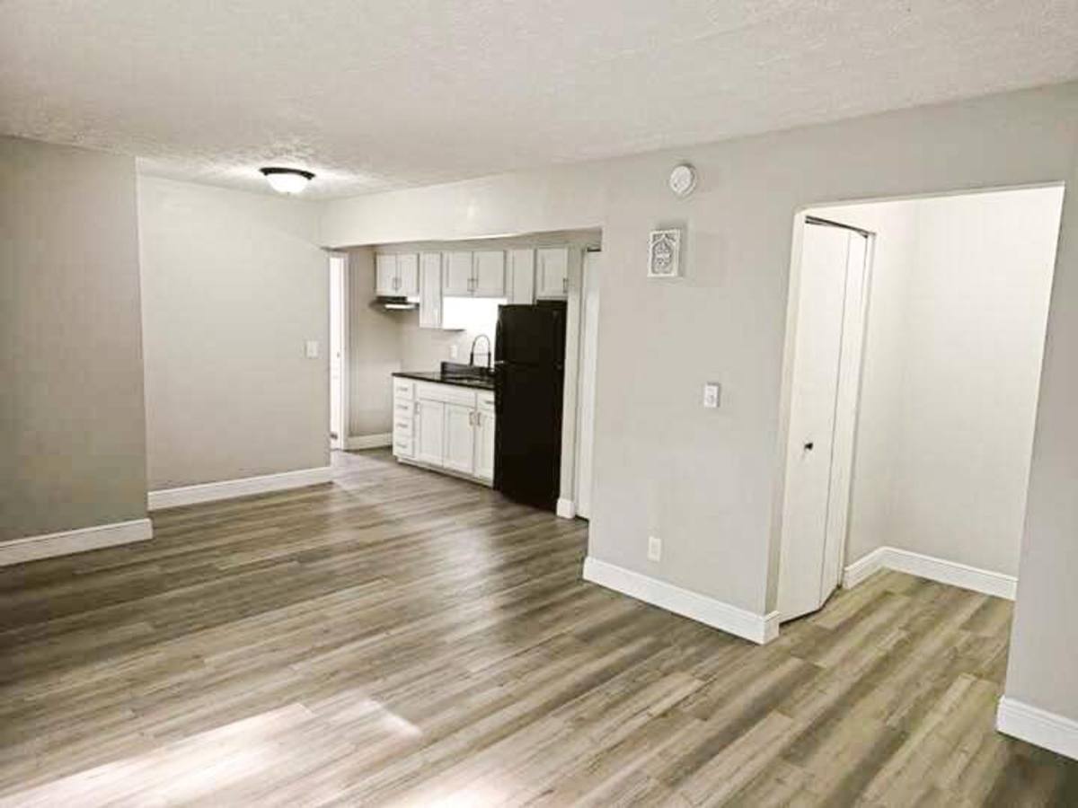 Apartment for rent at 2346 Willow St, Alexandria, KY 41001