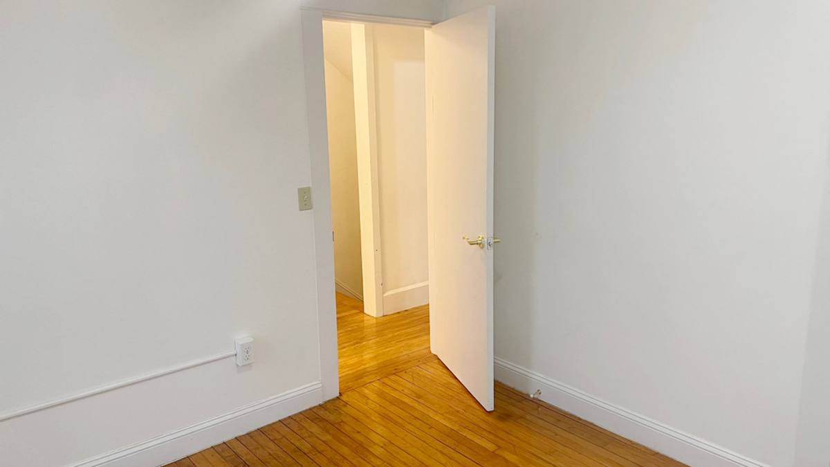 Apartment for rent at 73-75 Wallingford Ave, Athol, MA 01331
