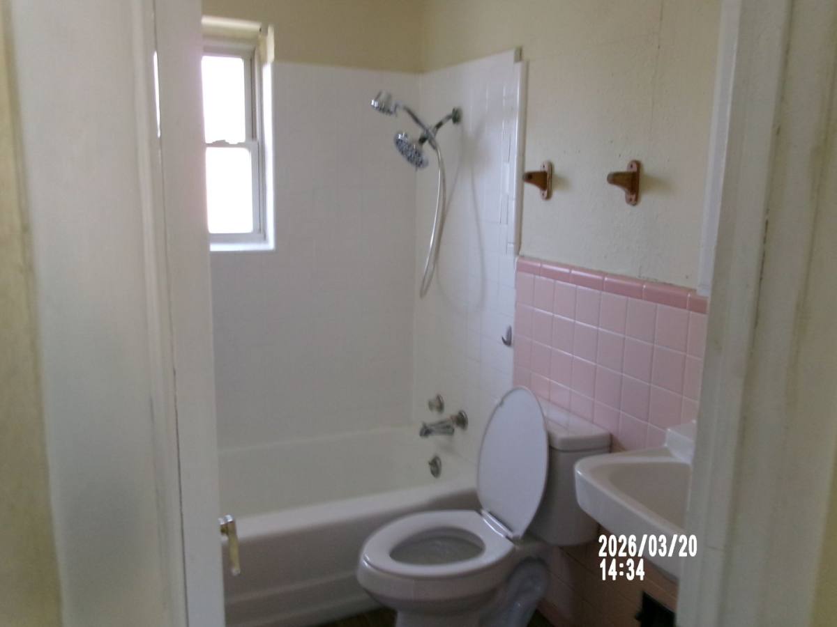 House for rent at 2206 NW 43rd, Lawton, OK 73505