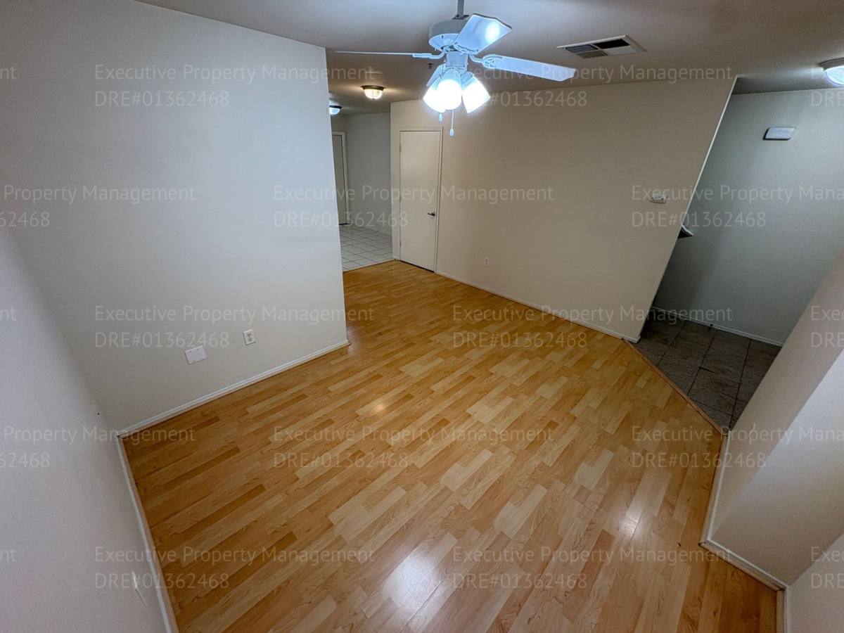 Townhouse for rent at 600 Hosking Ave Bldg #39, Bakersfield, CA 93307
