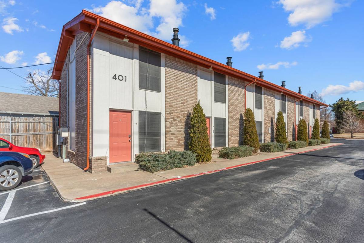 Apartment for rent at 401 NW, Oklahoma City, OK 73103