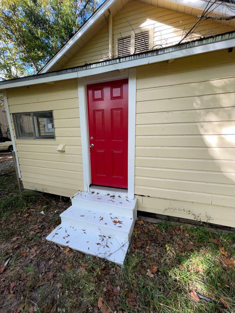 House for rent at 3160 Wyandotte St, Baton Rouge, LA 70805