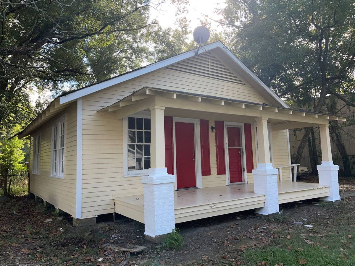 House for rent at 3160 Wyandotte St, Baton Rouge, LA 70805