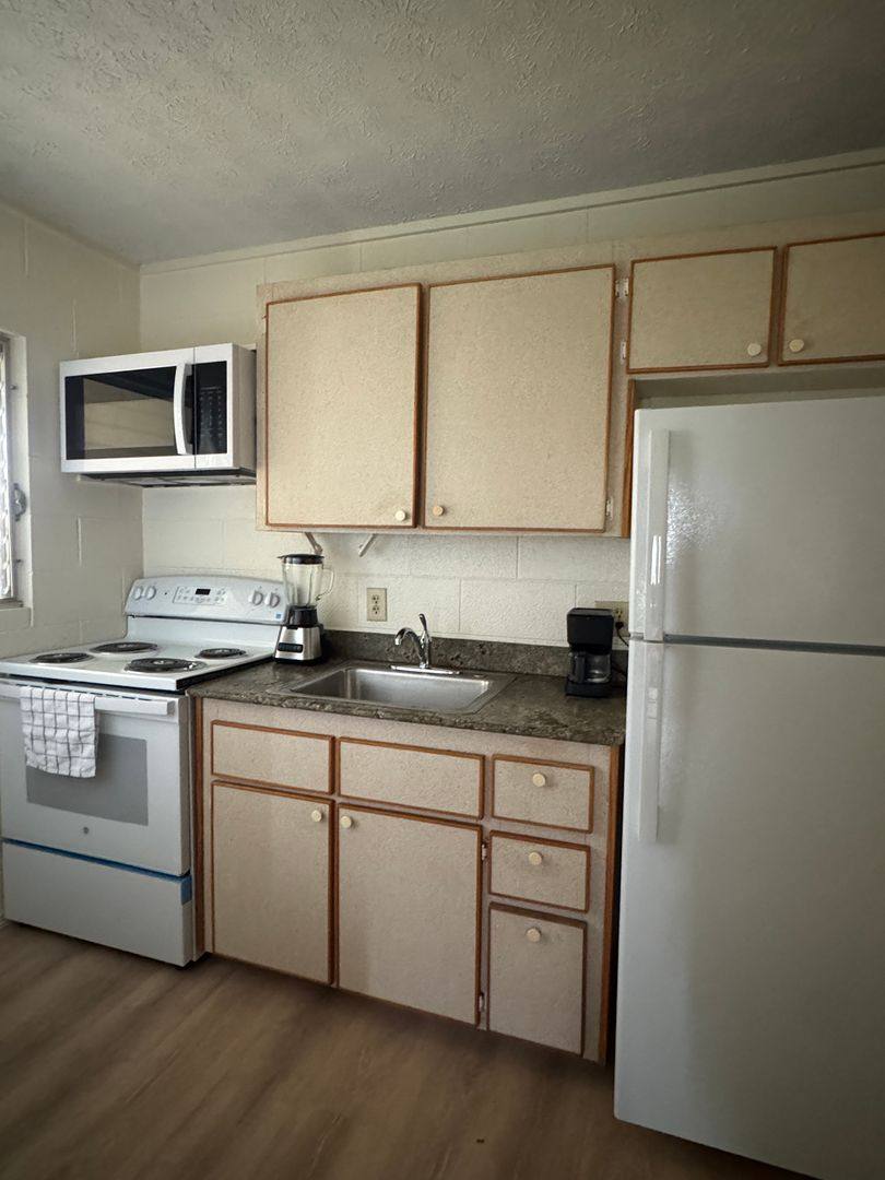 Apartment for rent at 320 Iliahi St, Hilo, HI 96720