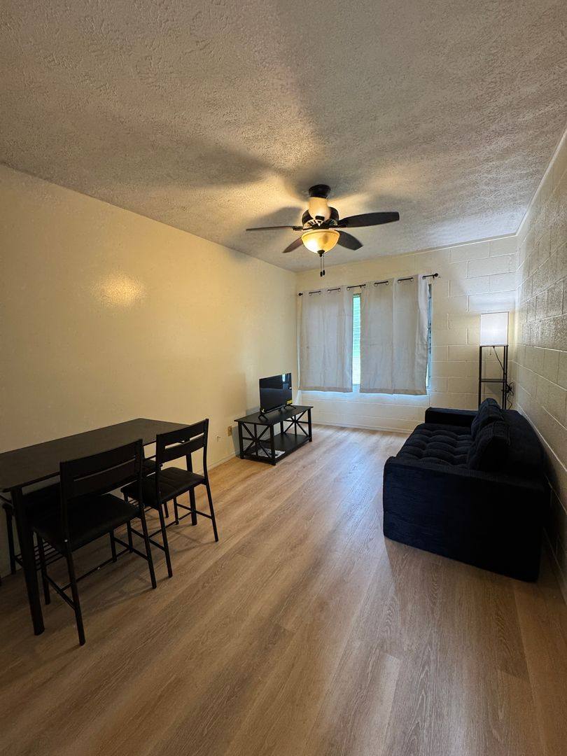 Apartment for rent at 320 Iliahi St, Hilo, HI 96720