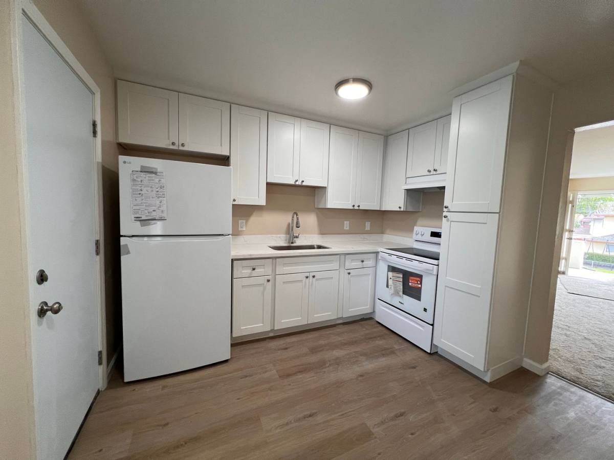 Apartment for rent at 1077 W Hamilton Ave, Campbell, CA 95008