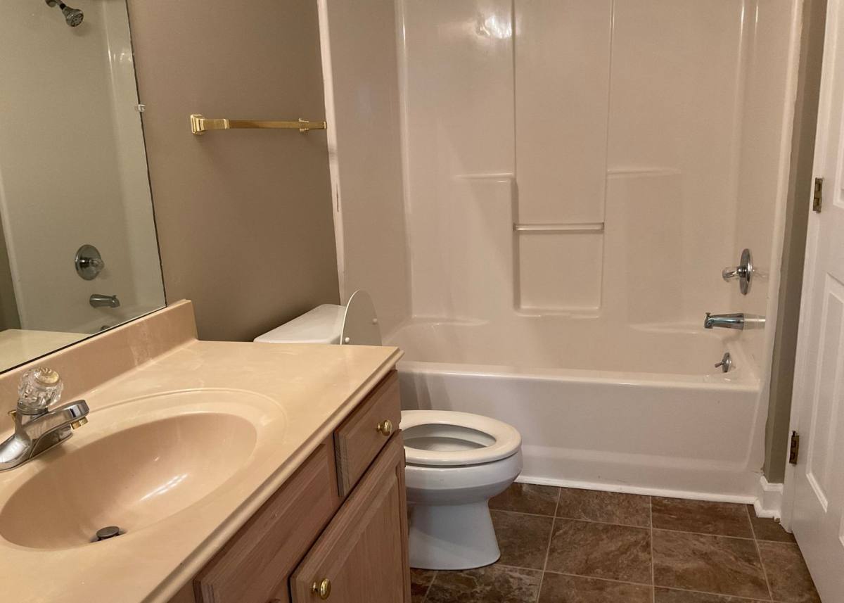 Townhouse for rent at 100-105 Regency Park Dr, Martin, TN 38237