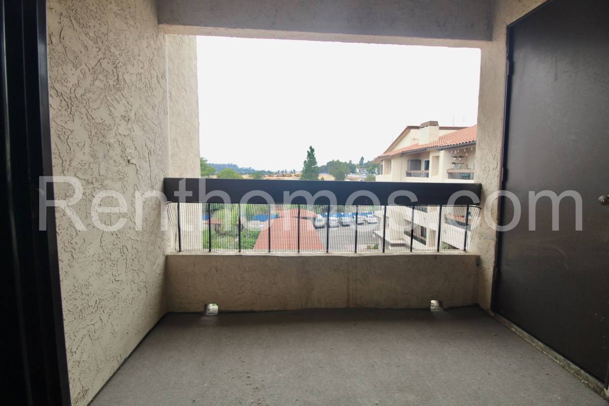 Condo for rent at 6747-132 Friars Rd, San Diego, CA 92108