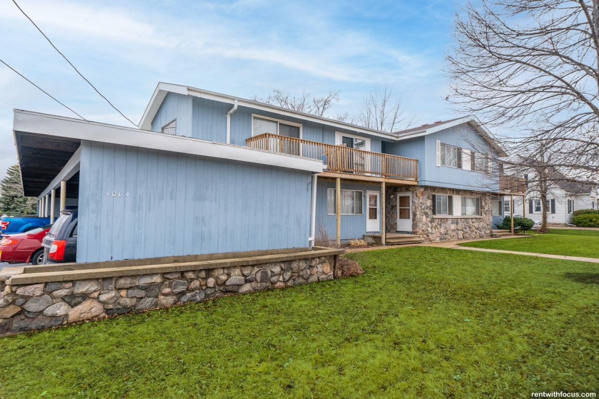 Apartment for rent at 1004 Main St, Neenah, WI 54956