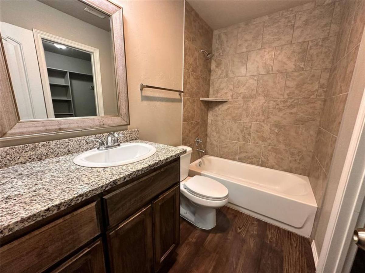 House for rent at 2108 Buena Vida Lane, Edmond, OK 73013