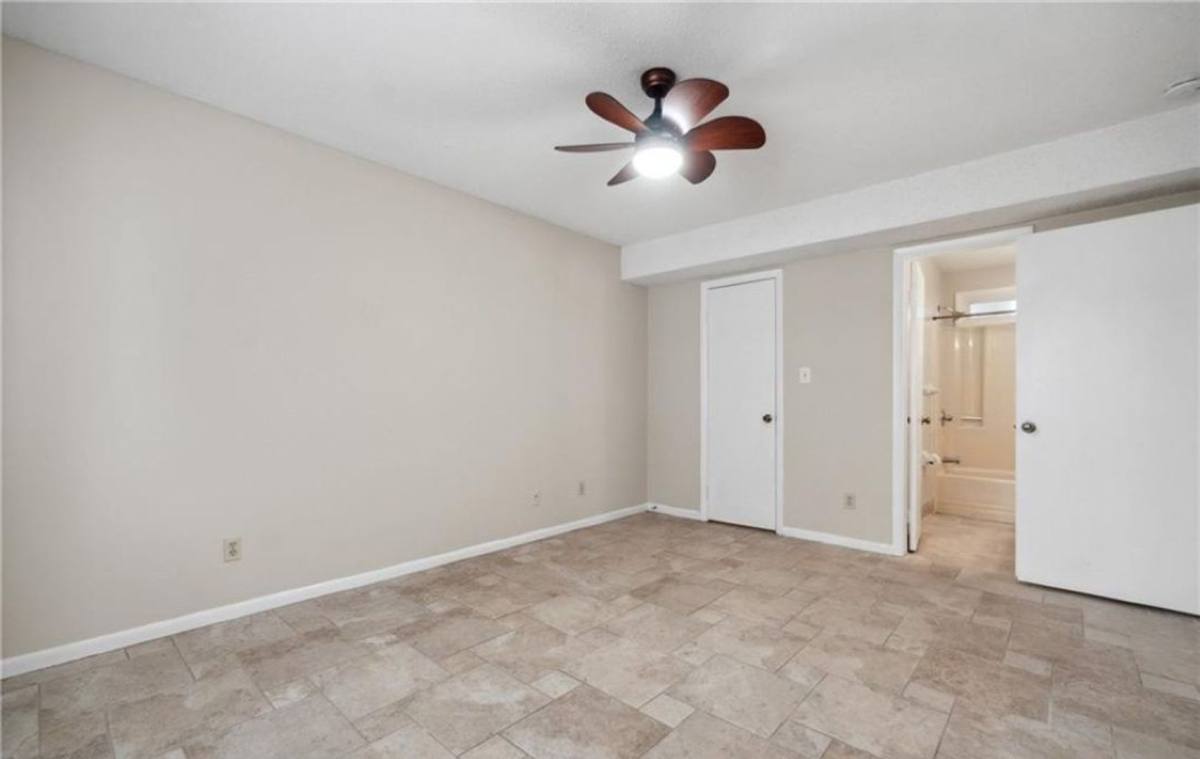 Apartment for rent at 2316 Starfish Rd, Virginia Beach, VA 23451
