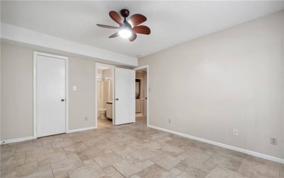 Apartment for rent at 2316 Starfish Rd, Virginia Beach, VA 23451