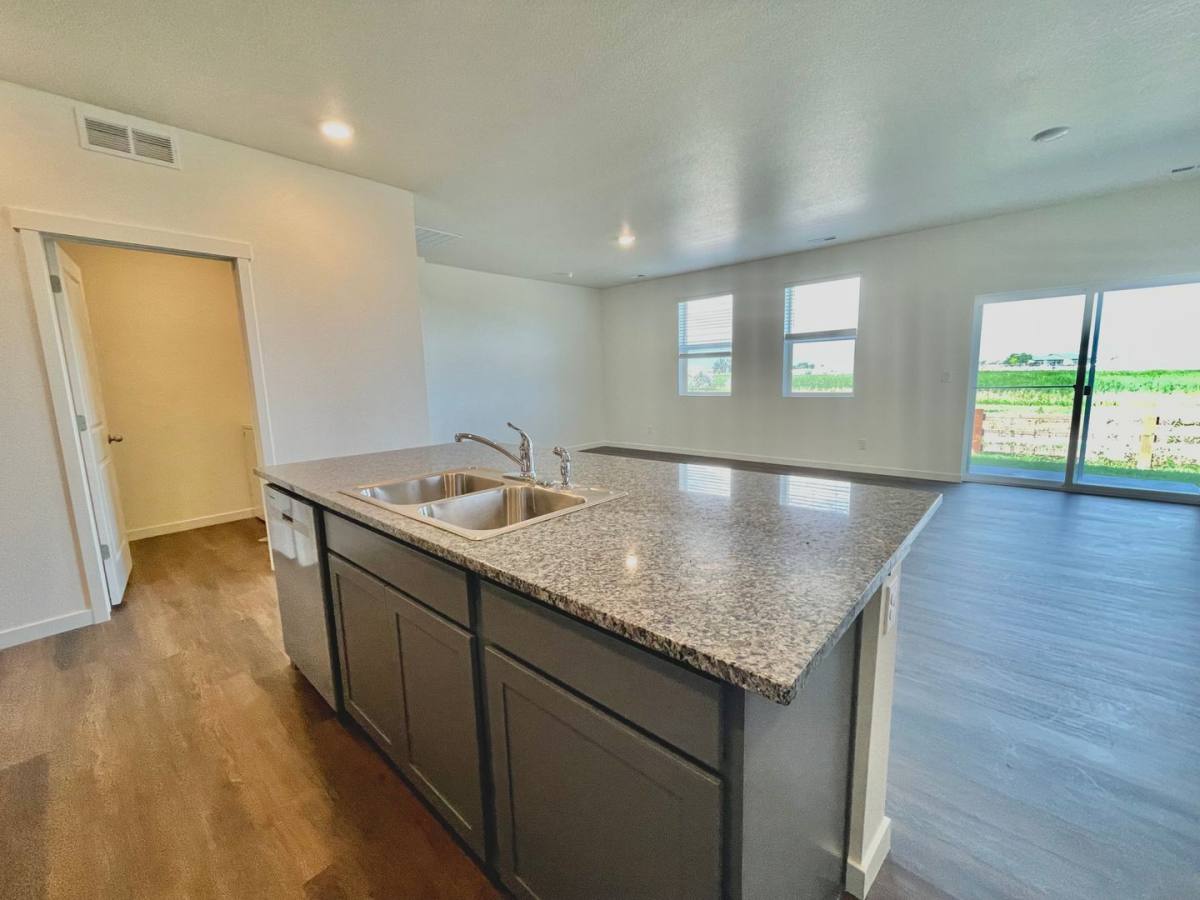 House for rent at 6051 Holstein Dr, Fort Collins, CO 80528